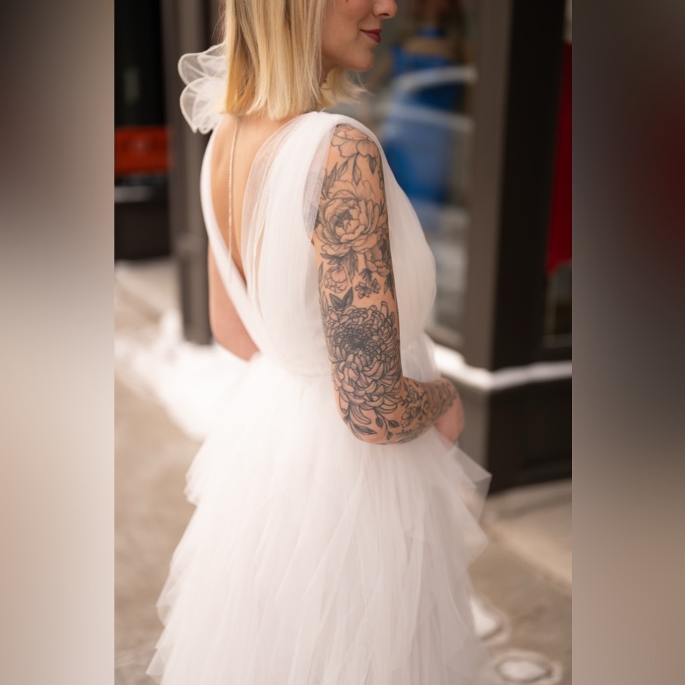 White meshed formal maxi dress - Picture 10 of 10